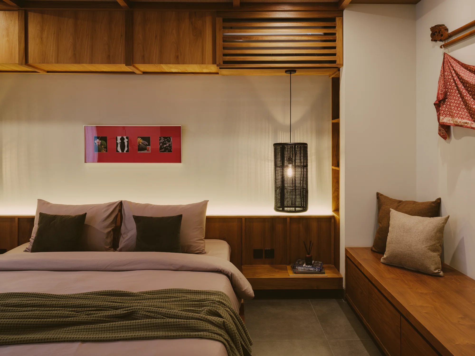 Tropical boutique resort relaxation lounge and mezzanine comfort